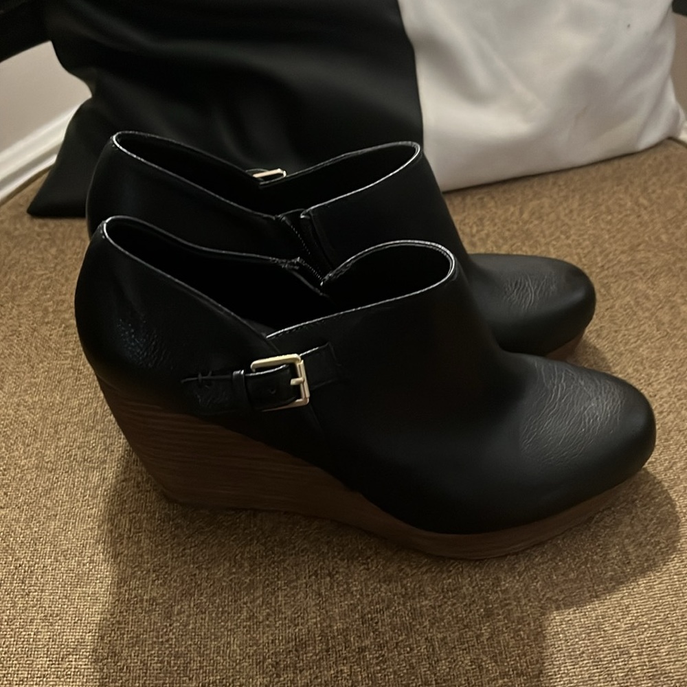 Wedges - Picture 2 of 2